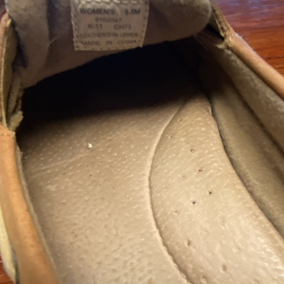 Sperry’s - Picture 4 of 4